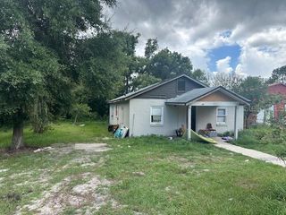 138 W VOLUSIA AVENUE, Deland, FL 32720