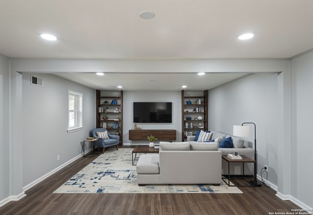 446 Concord, San Antonio, TX 78201