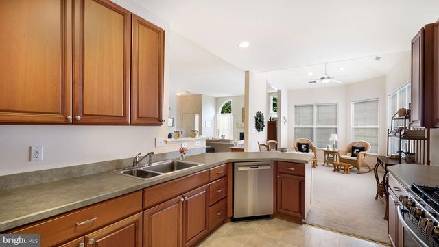 26 SHADY BROOK DR, Langhorne, PA 19047