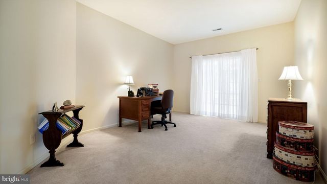 26 SHADY BROOK DR, Langhorne, PA 19047