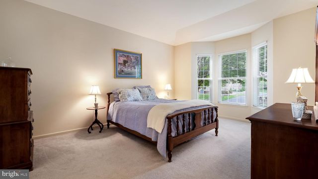 26 SHADY BROOK DR, Langhorne, PA 19047