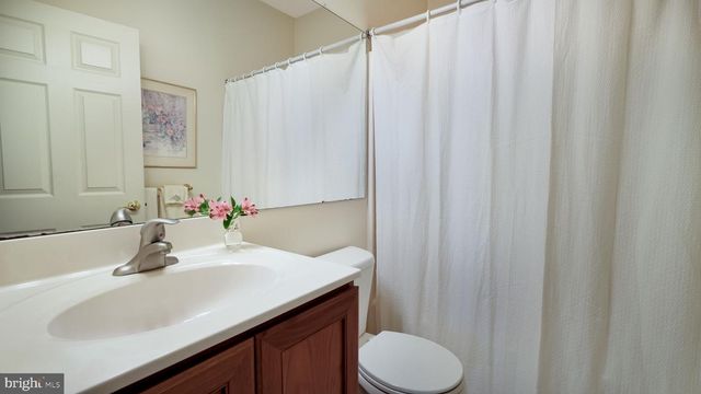 26 SHADY BROOK DR, Langhorne, PA 19047