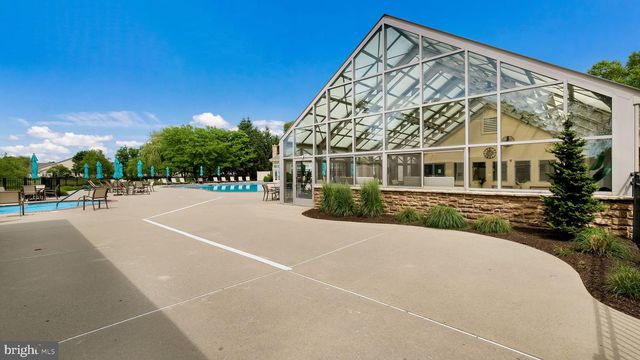 26 SHADY BROOK DR, Langhorne, PA 19047