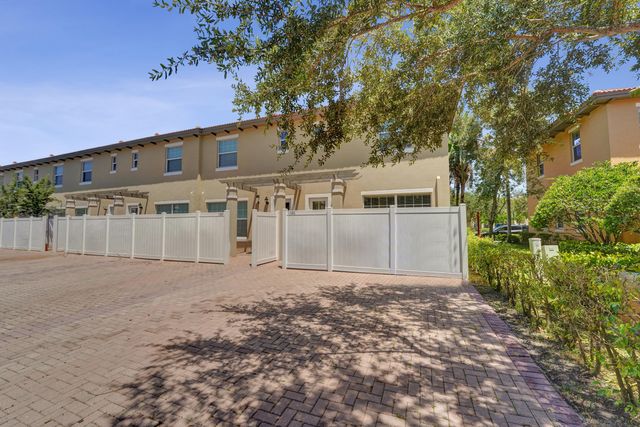 1326 SW 147TH Terrace, Pembroke Pines, FL 33027
