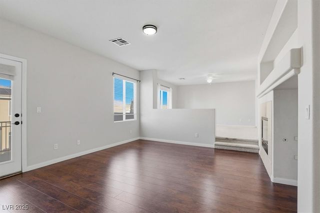 7816 Red Leaf Drive, Las Vegas, NV 89131