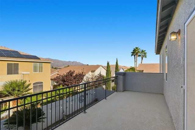 7816 Red Leaf Drive, Las Vegas, NV 89131