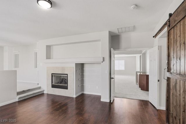 7816 Red Leaf Drive, Las Vegas, NV 89131