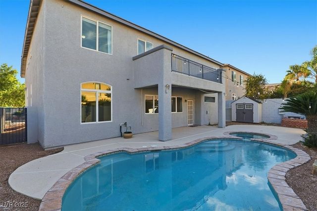 7816 Red Leaf Drive, Las Vegas, NV 89131