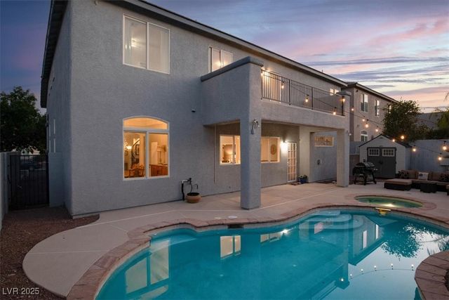 7816 Red Leaf Drive, Las Vegas, NV 89131