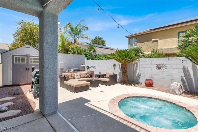 7816 Red Leaf Drive, Las Vegas, NV 89131