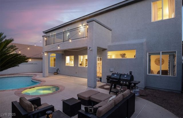 7816 Red Leaf Drive, Las Vegas, NV 89131