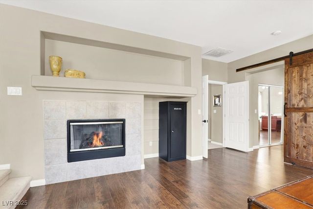 7816 Red Leaf Drive, Las Vegas, NV 89131