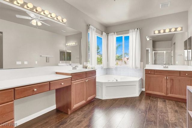 7816 Red Leaf Drive, Las Vegas, NV 89131