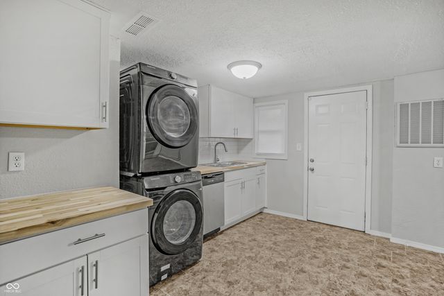 2962 N Dequincy Street, Indianapolis, IN 46218