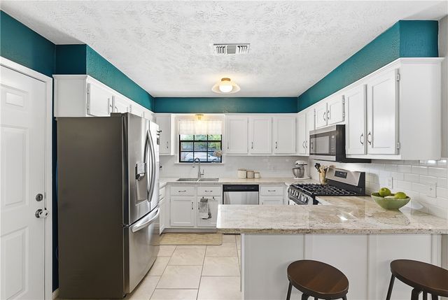 3816 Brockhampton Drive, Bryan, TX 77802