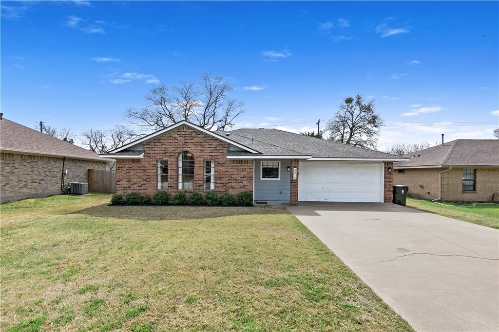 3816 Brockhampton Drive, Bryan, TX 77802