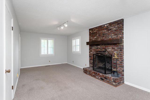 1319 Highcrest Drive, Hixson, TN 37343