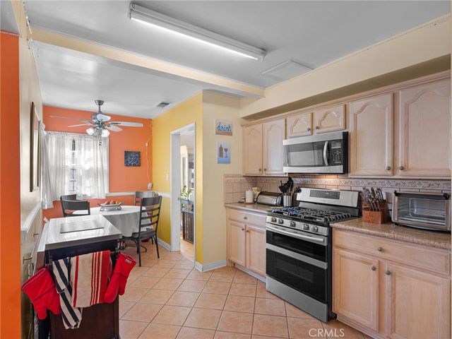 9526 S 4th Ave, Inglewood, CA 90305