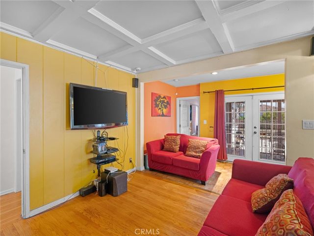 9526 S 4th Ave, Inglewood, CA 90305