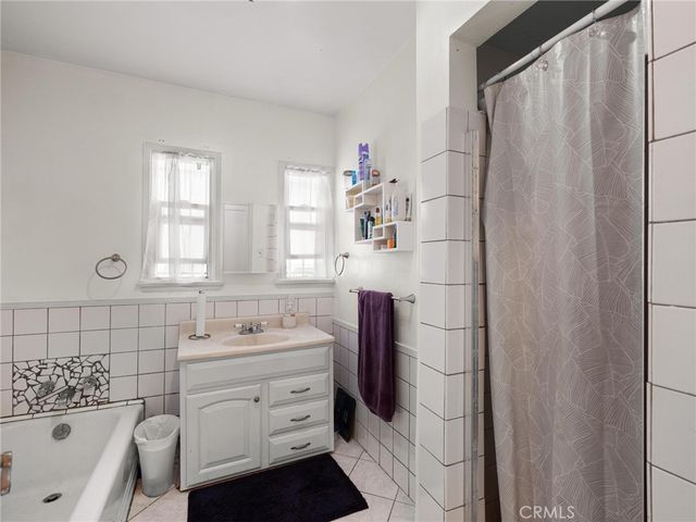9526 S 4th Ave, Inglewood, CA 90305