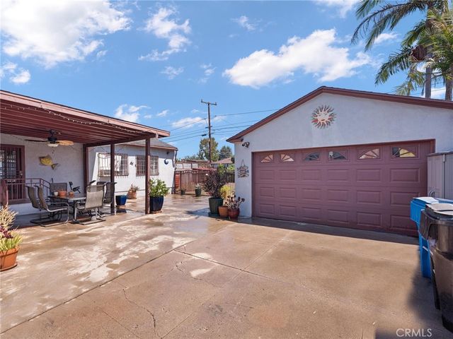 9526 S 4th Ave, Inglewood, CA 90305