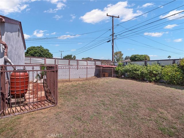 9526 S 4th Ave, Inglewood, CA 90305
