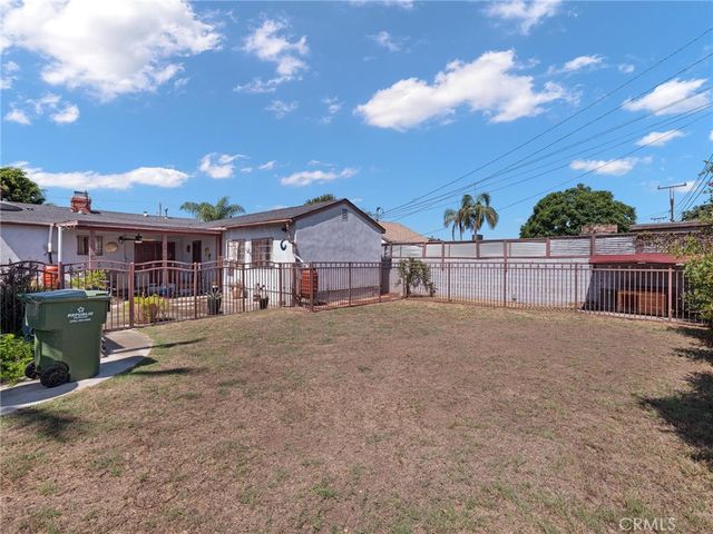 9526 S 4th Ave, Inglewood, CA 90305