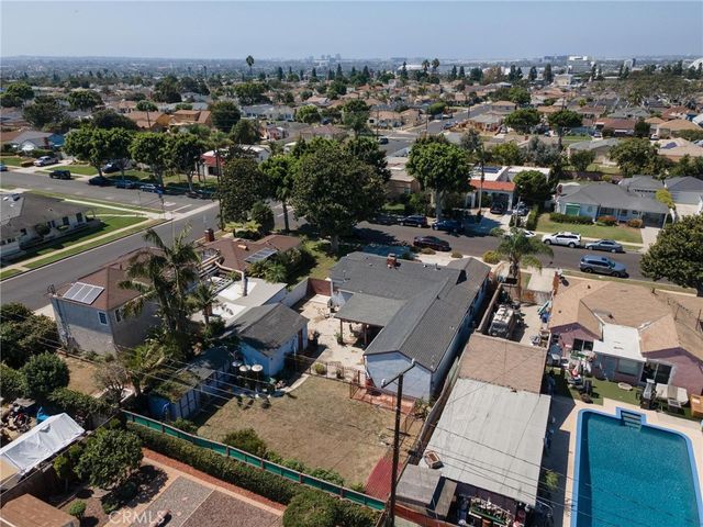 9526 S 4th Ave, Inglewood, CA 90305