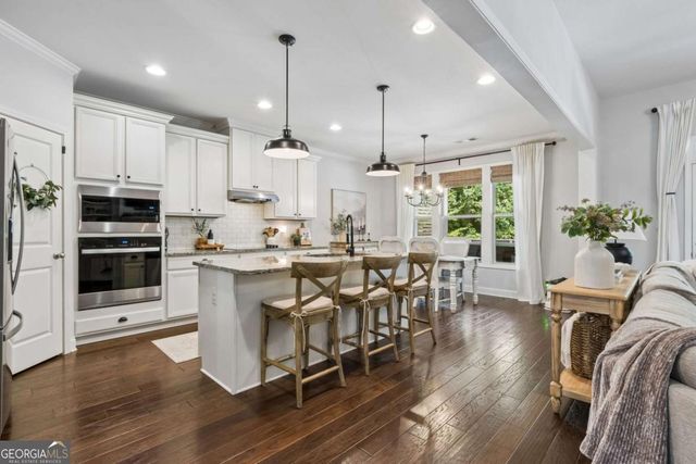5883 Heritage Ridge, Flowery Branch, GA 30542
