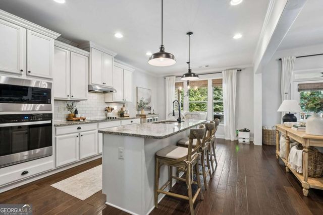 5883 Heritage Ridge, Flowery Branch, GA 30542
