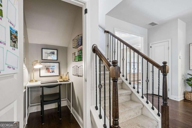 5883 Heritage Ridge, Flowery Branch, GA 30542