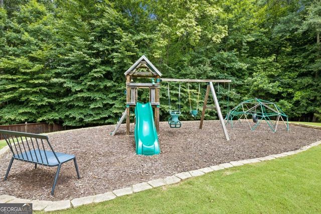 5883 Heritage Ridge, Flowery Branch, GA 30542