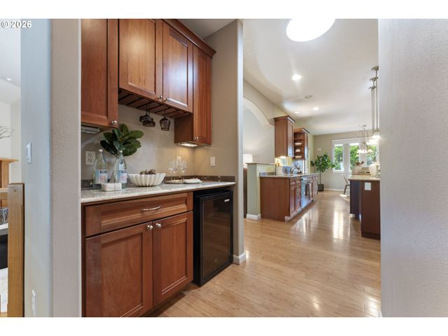 2708 QUINCE St, Albany, OR 97321