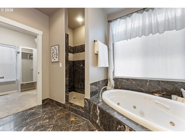2708 QUINCE St, Albany, OR 97321