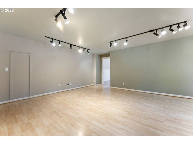 2708 QUINCE St, Albany, OR 97321