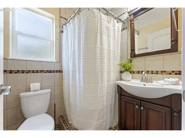 2708 QUINCE St, Albany, OR 97321