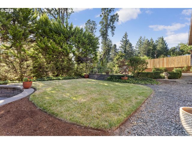 2708 QUINCE St, Albany, OR 97321