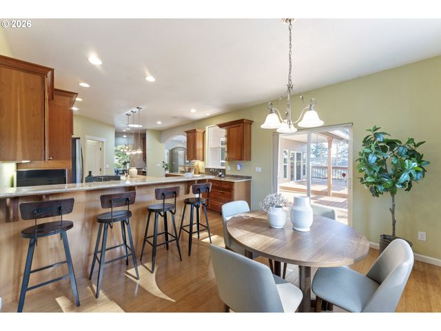 2708 QUINCE St, Albany, OR 97321