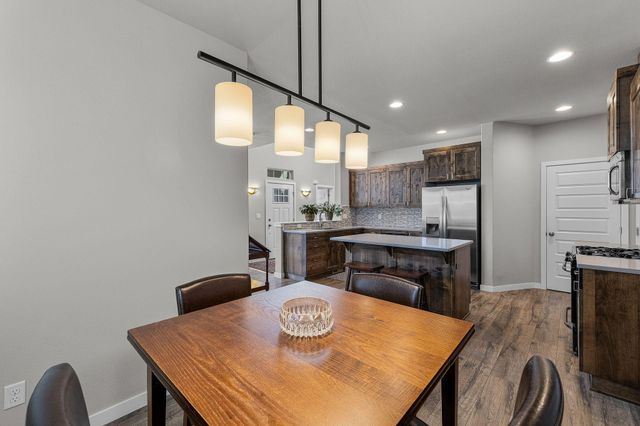 20456 Del Coco Court, Bend, OR 97702