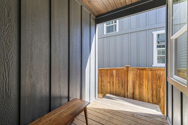 20456 Del Coco Court, Bend, OR 97702