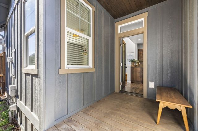 20456 Del Coco Court, Bend, OR 97702