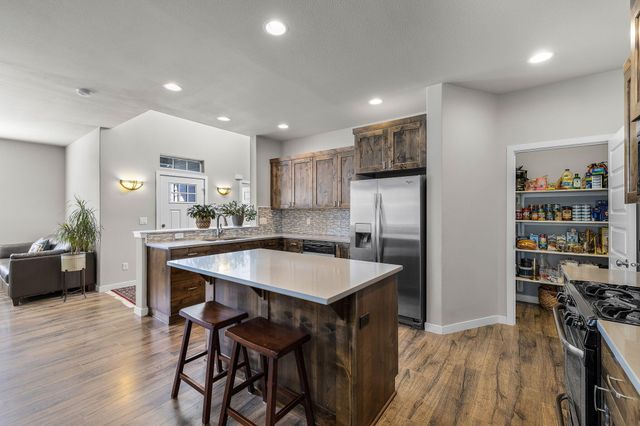 20456 Del Coco Court, Bend, OR 97702