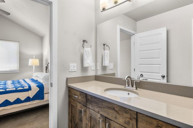 20456 Del Coco Court, Bend, OR 97702