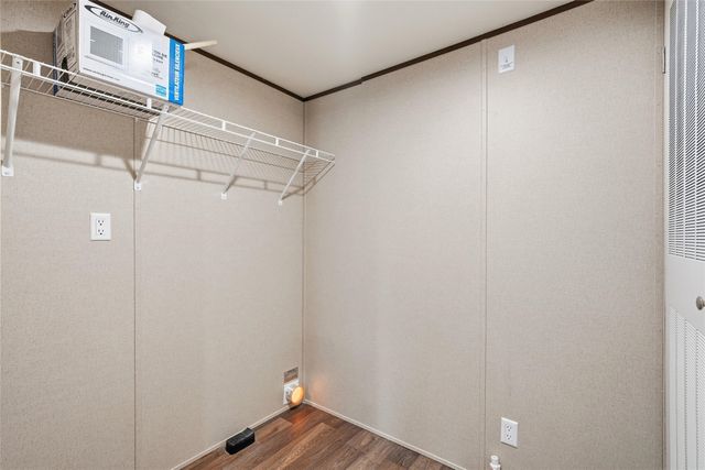 618 E 6th Street B, Blum, TX 76627