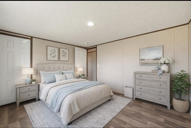 618 E 6th Street B, Blum, TX 76627