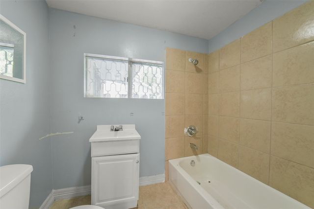 1916 Chapman Street, Houston, TX 77009