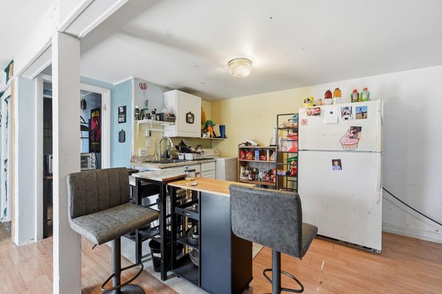 21 S Orleans Road, Orleans, MA 02653