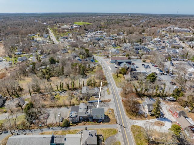 21 S Orleans Road, Orleans, MA 02653