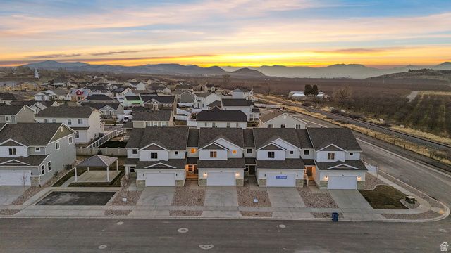 949 N 215 W, Santaquin, UT 84655