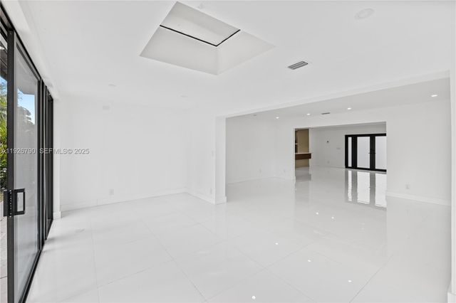 1200 Cleveland Rd, Miami Beach, FL 33141